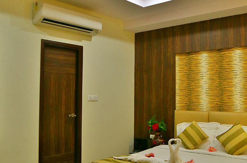Hotel Shiv Vilas Palace-Room-4